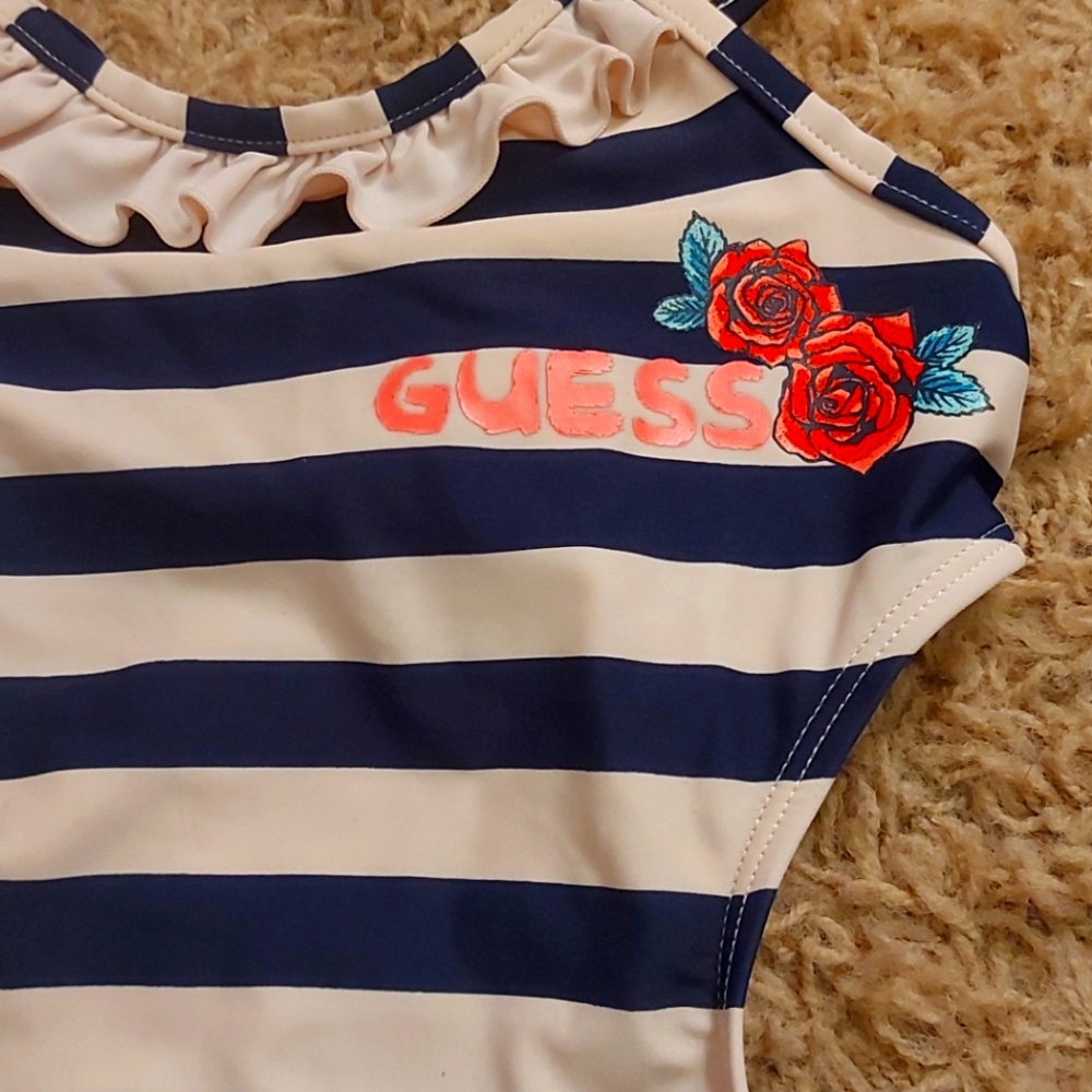 Little girl guess bathingsuit